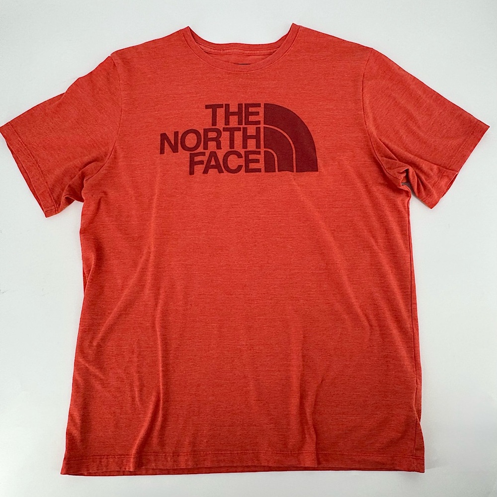 The North Face - short sleeve tee